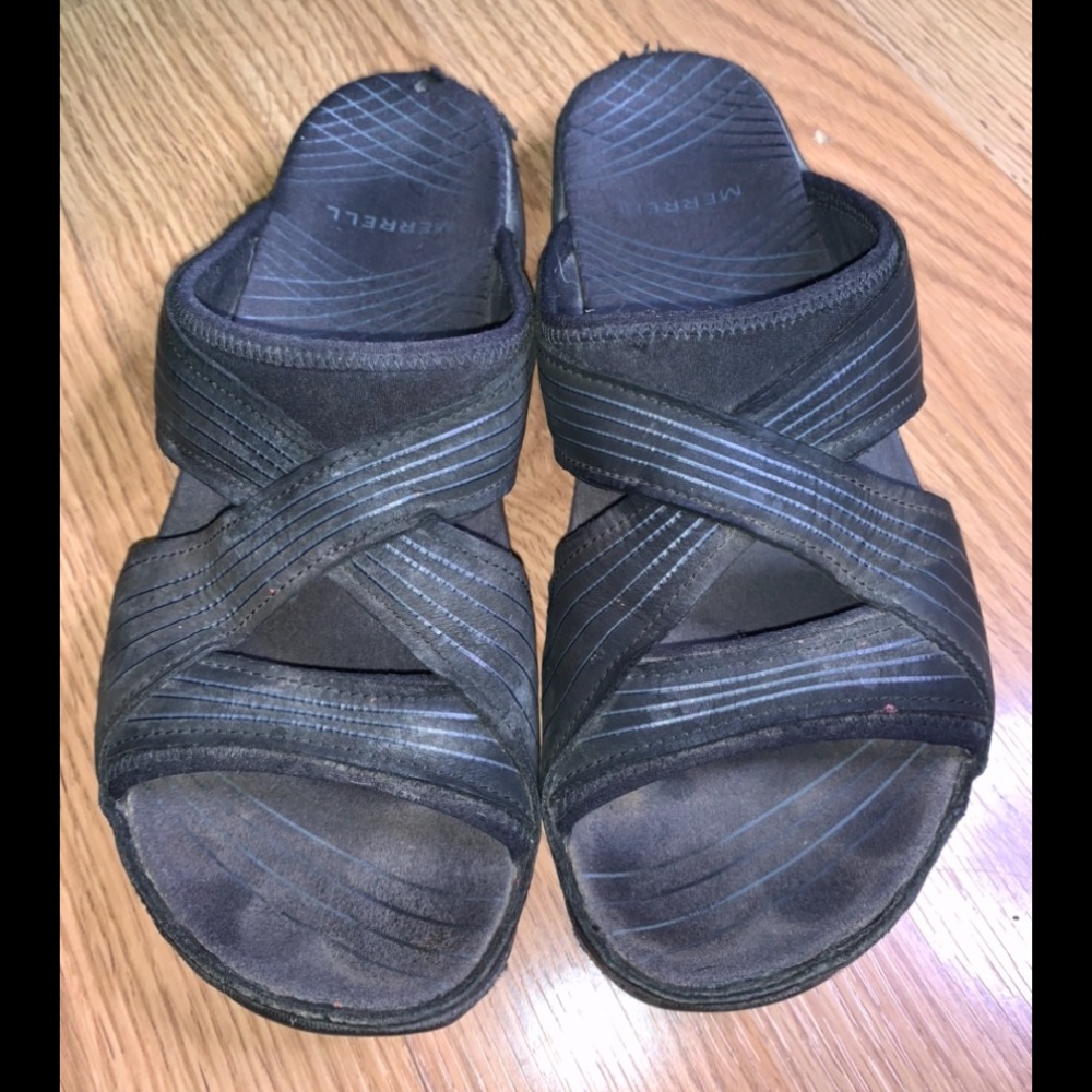 Black Crisscross Sandals